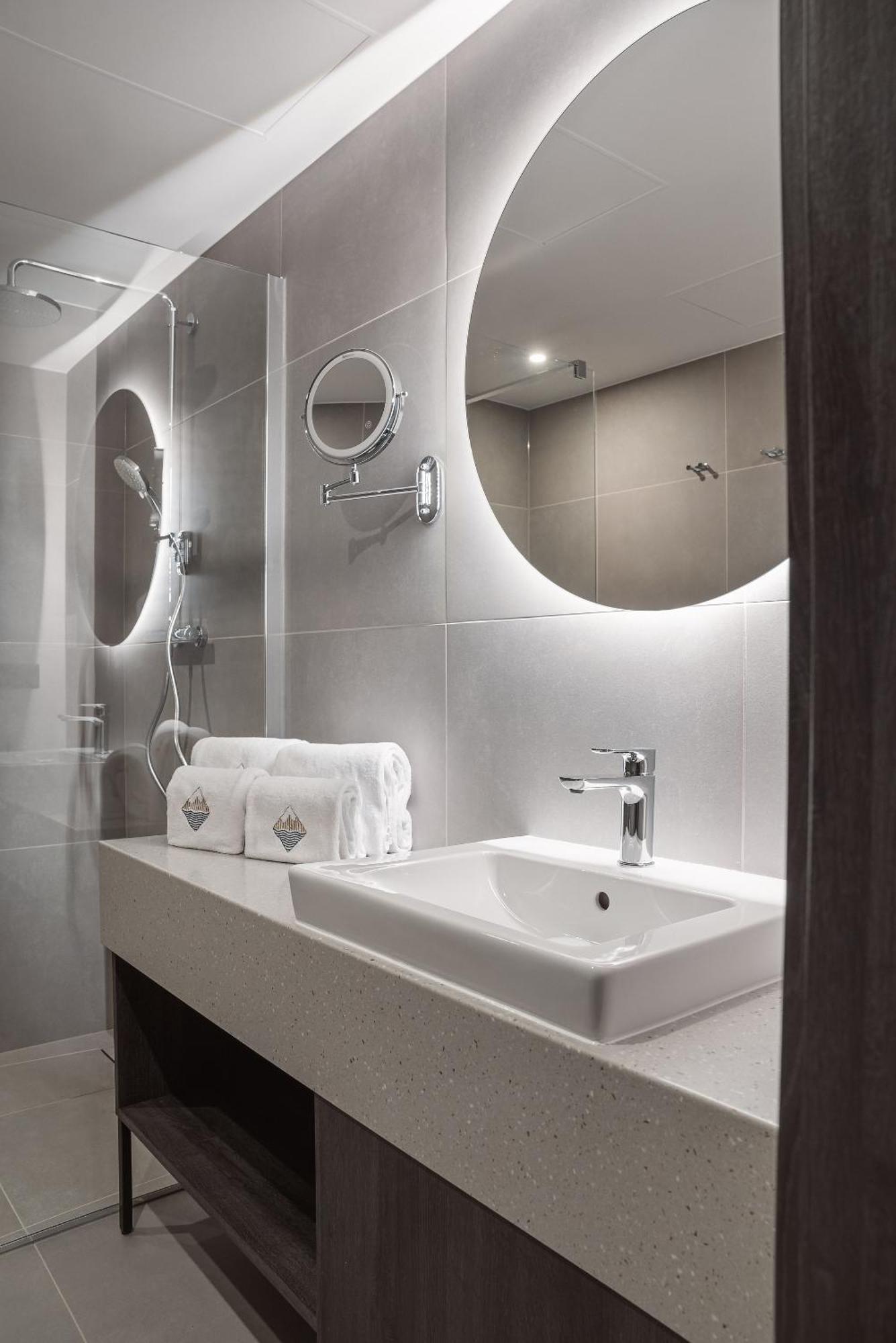 Termy Karkonosze Resort & Spa Jelenia Góra Екстериор снимка