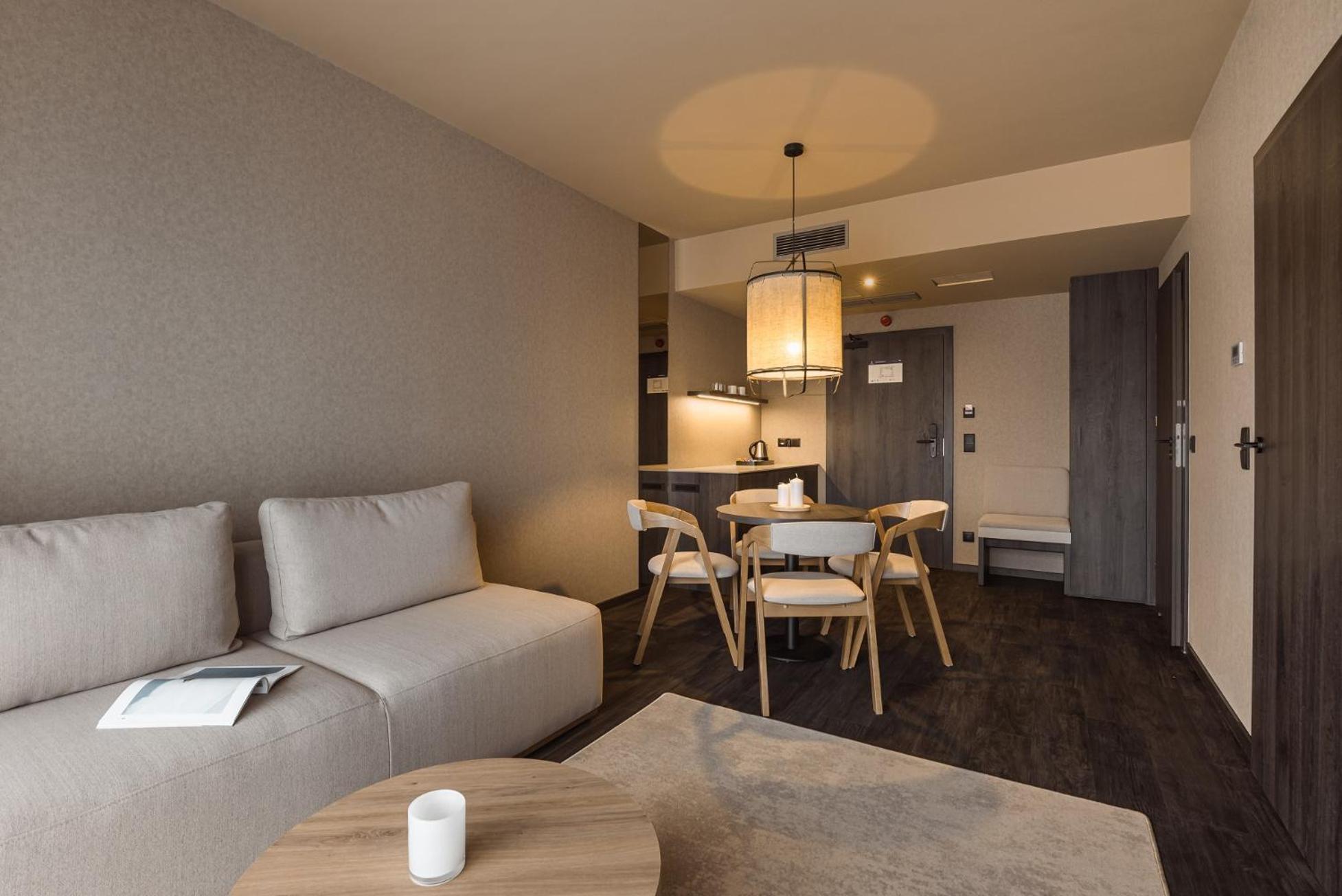 Termy Karkonosze Resort & Spa Jelenia Góra Екстериор снимка