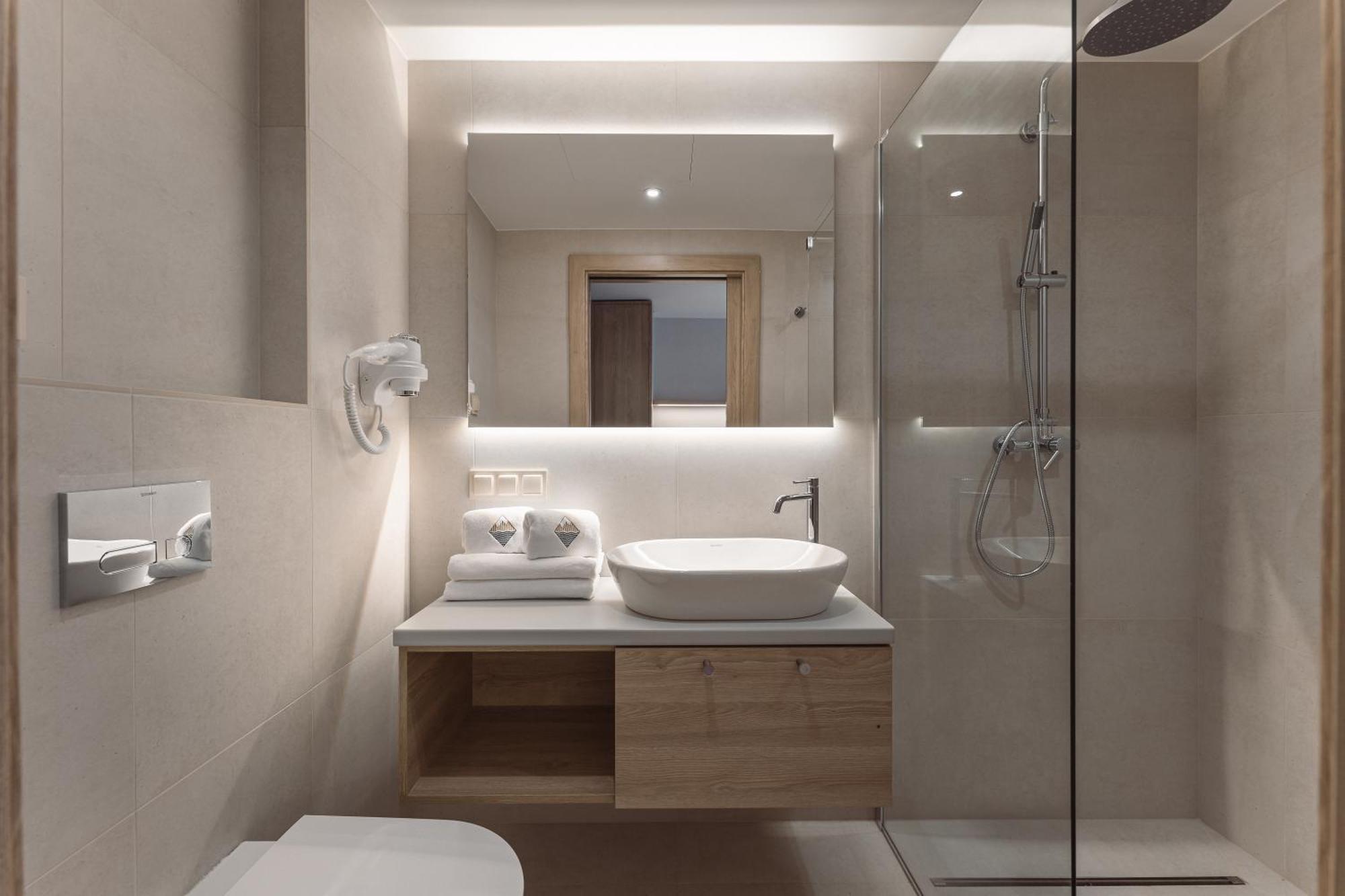 Termy Karkonosze Resort & Spa Jelenia Góra Екстериор снимка