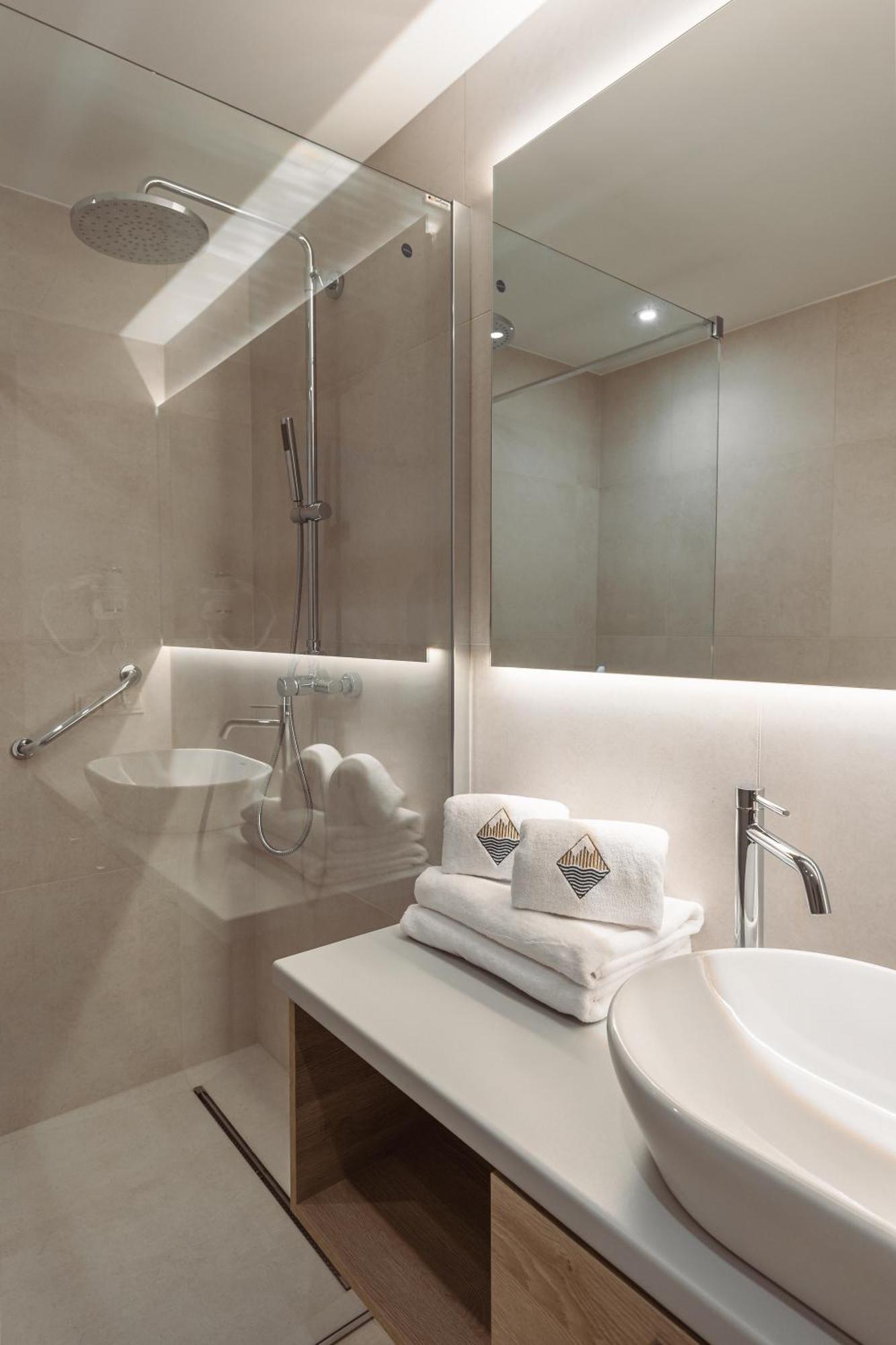 Termy Karkonosze Resort & Spa Jelenia Góra Екстериор снимка