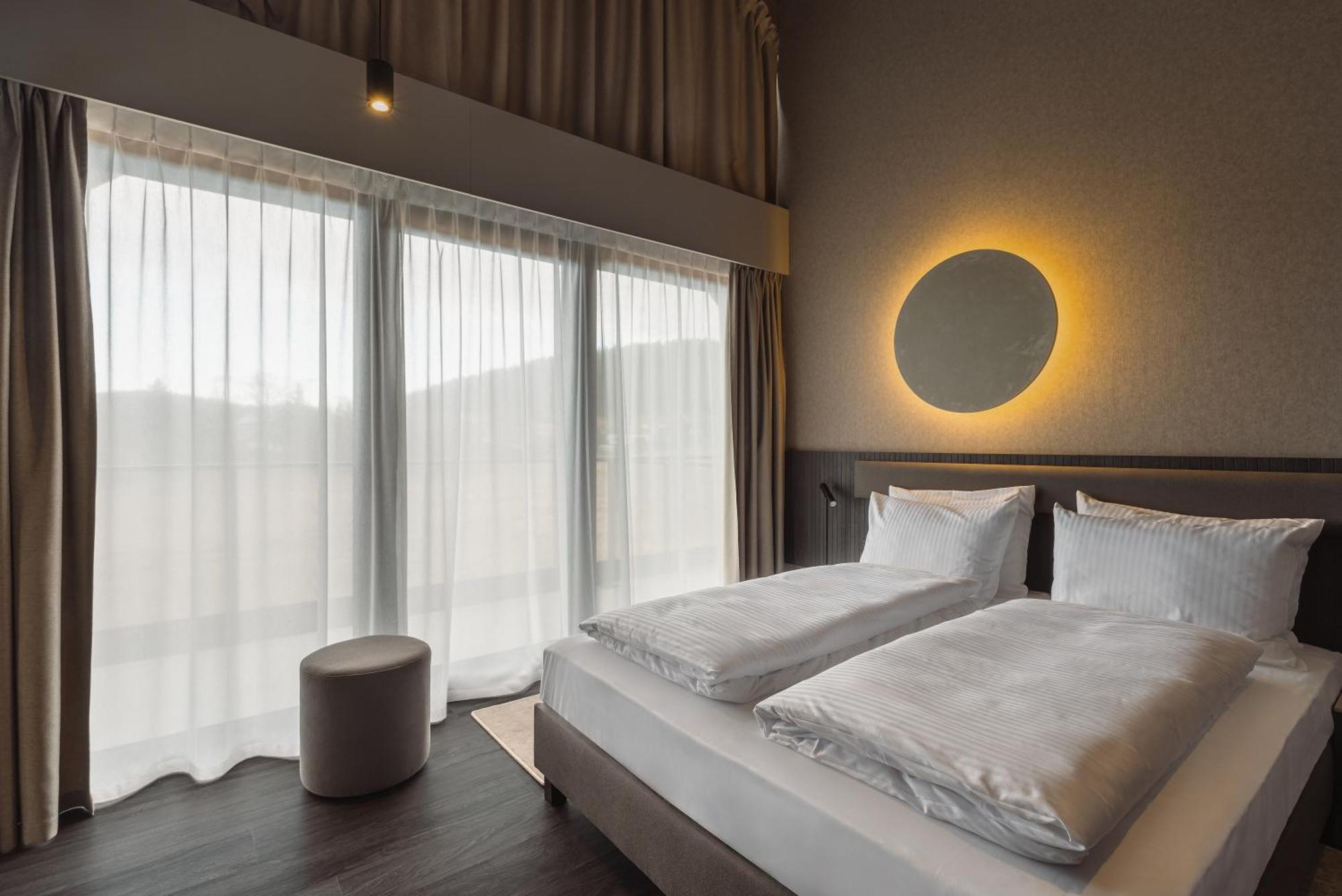 Termy Karkonosze Resort & Spa Jelenia Góra Екстериор снимка