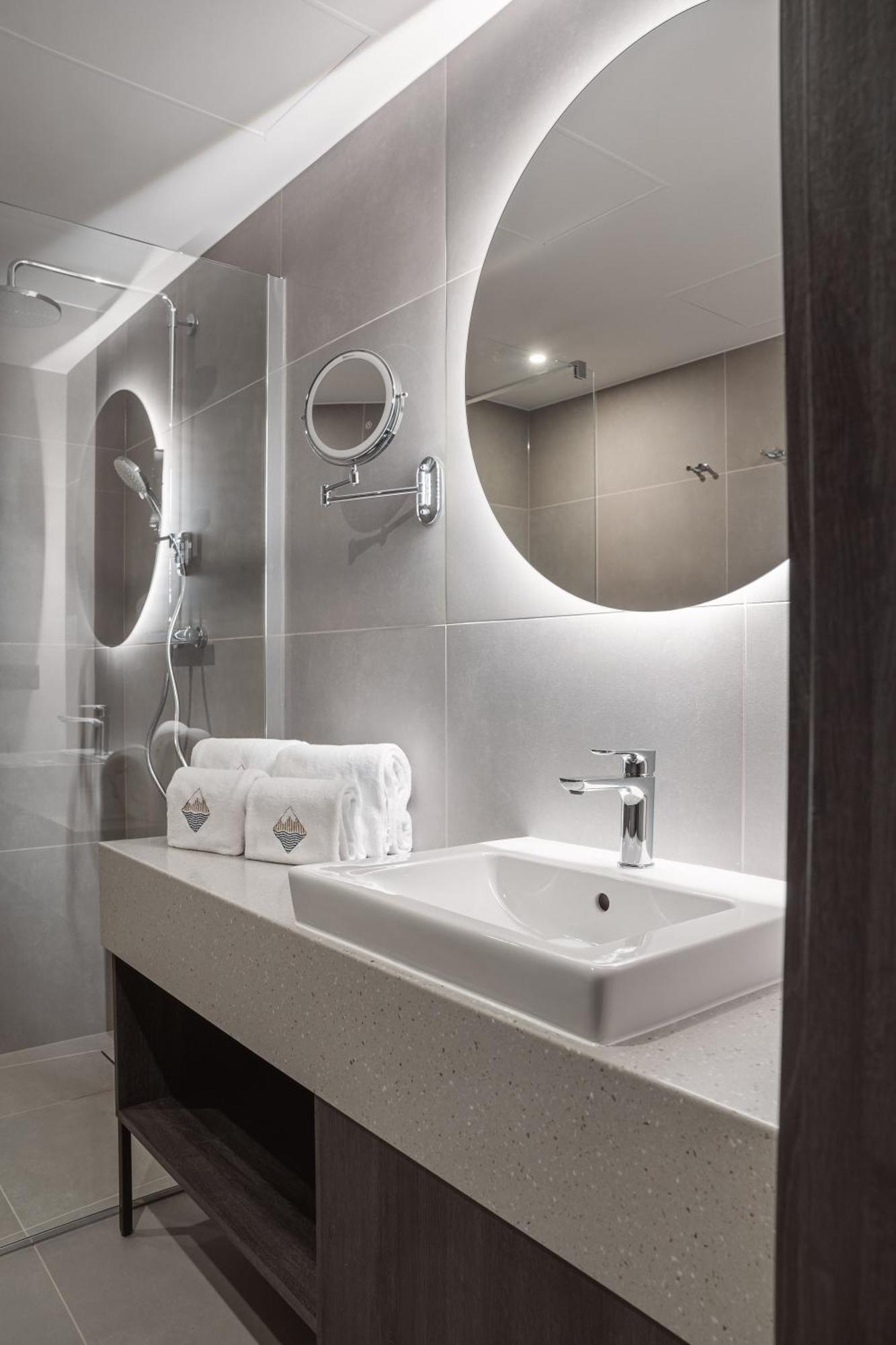 Termy Karkonosze Resort & Spa Jelenia Góra Екстериор снимка